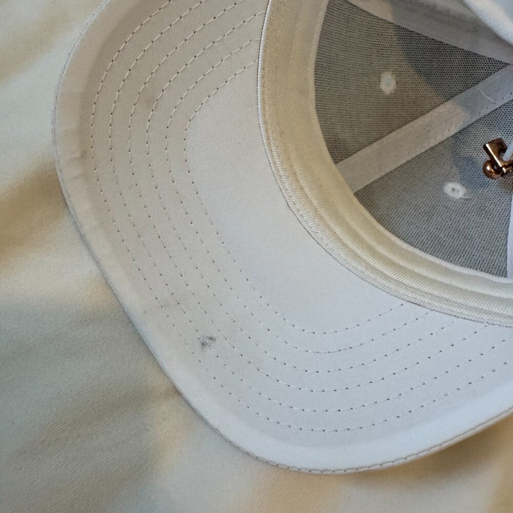 Black Clover Four Leaf Clover Baseball Caps – White & Navy Set - Picture 5 of 8